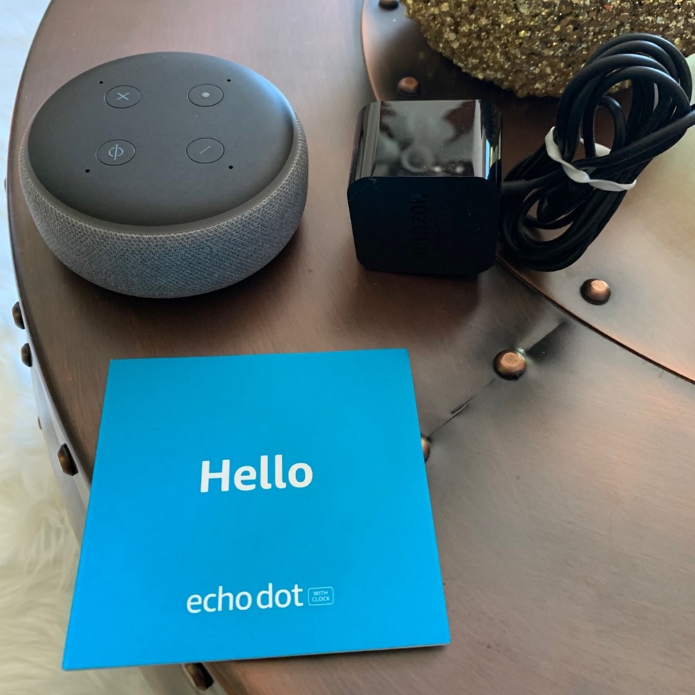 Amazon Echo Dot. 3rd gen. Like new.